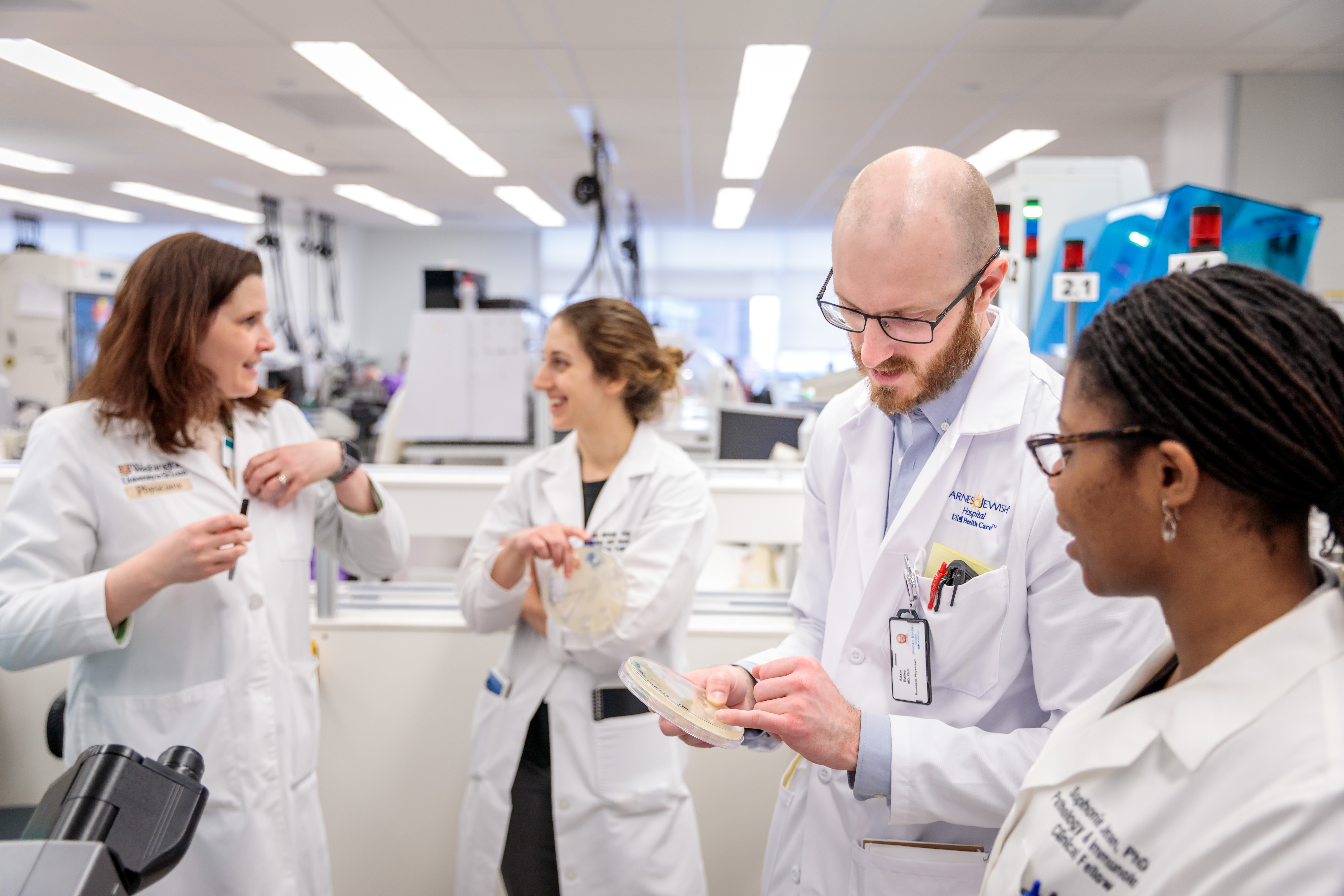 medical microbiology lab